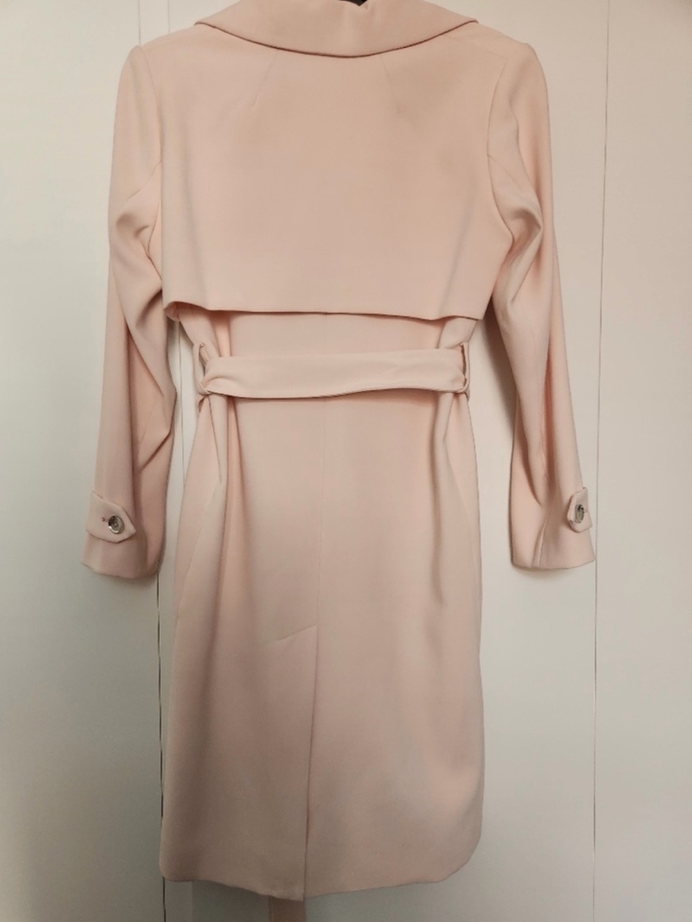 White House Black Market Peach Blush Coat with Chain Detail - Picture 4 of 7